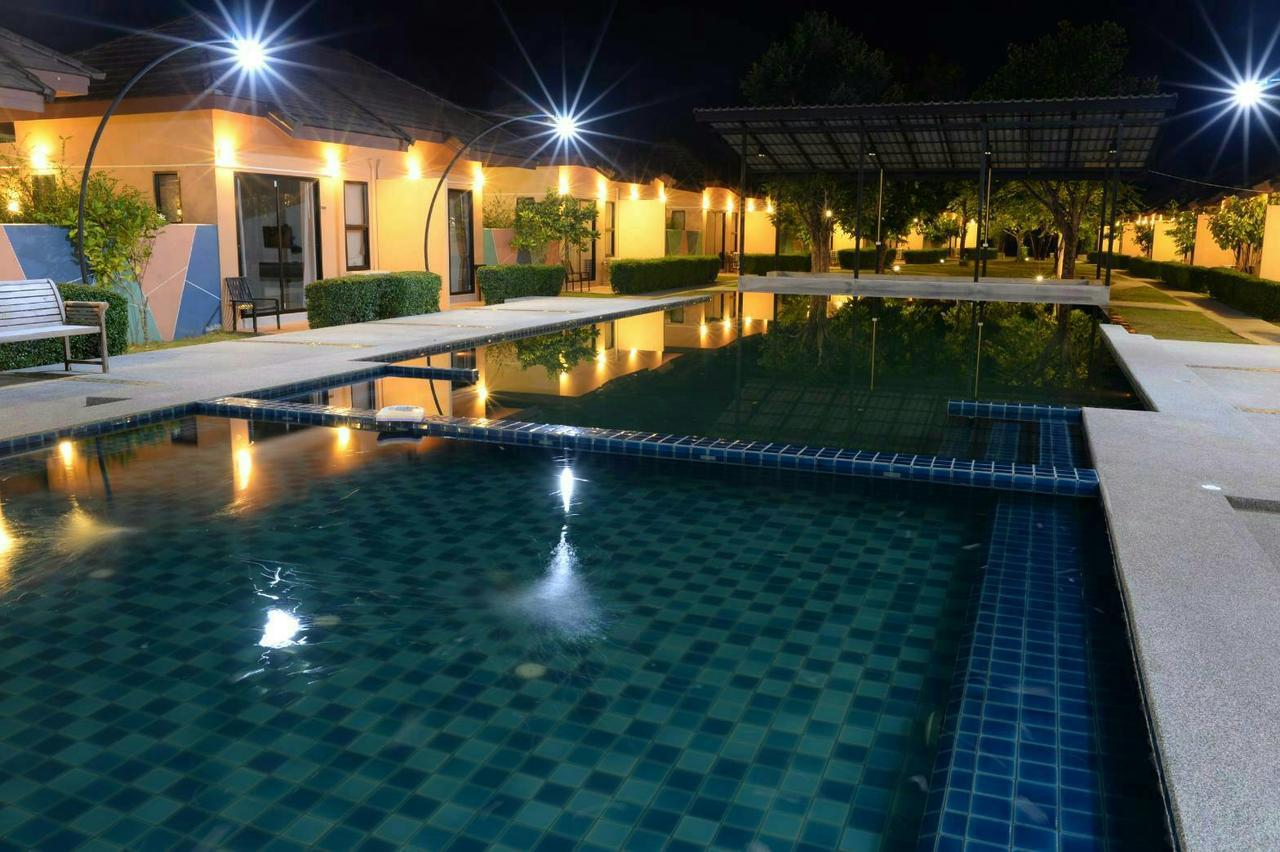 Green Adamas Resort Chumphon Exterior foto