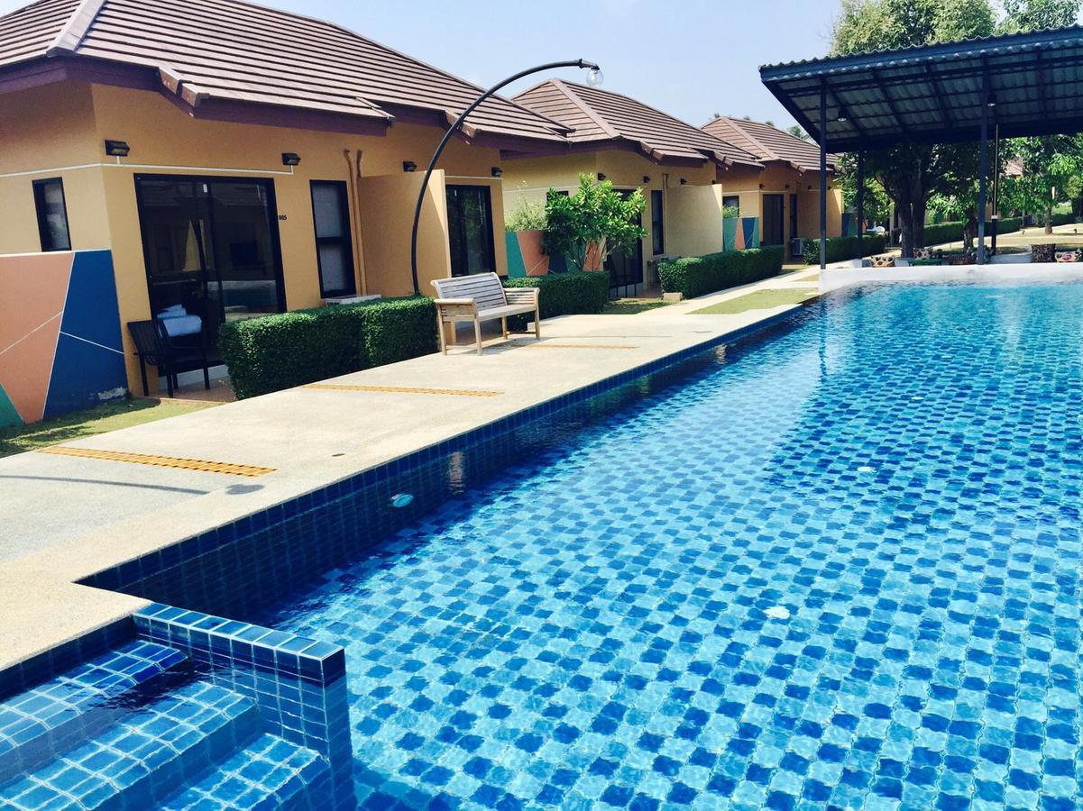 Green Adamas Resort Chumphon Exterior foto