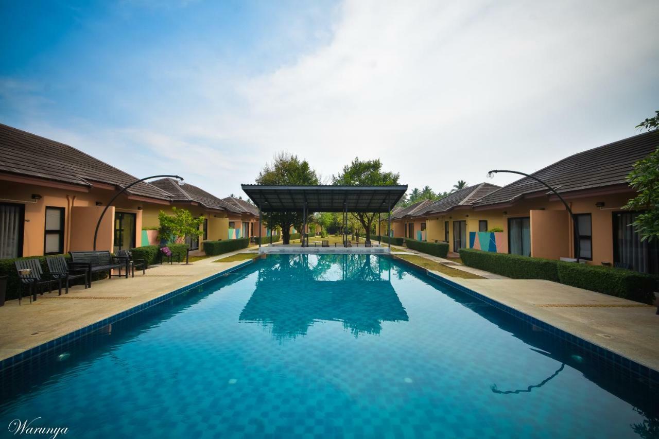 Green Adamas Resort Chumphon Exterior foto