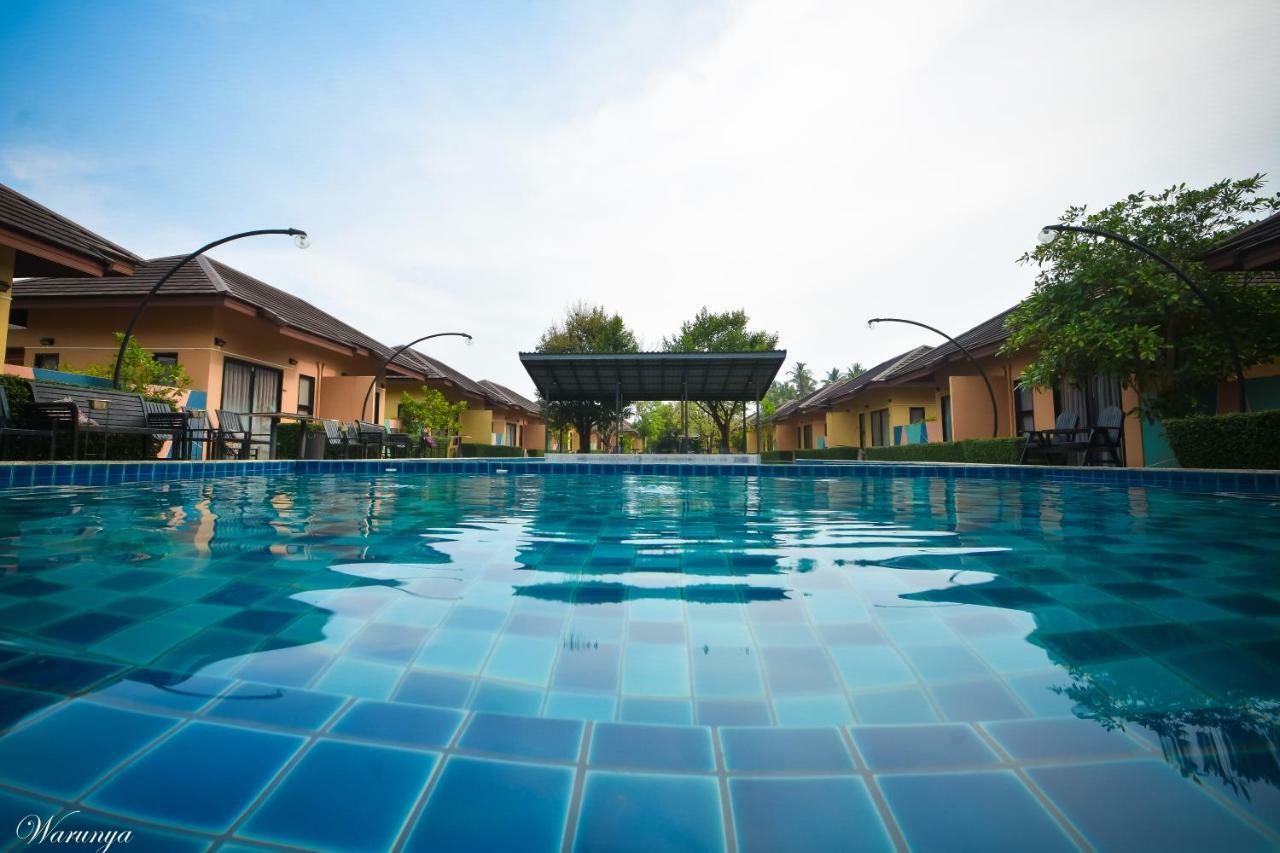 Green Adamas Resort Chumphon Exterior foto